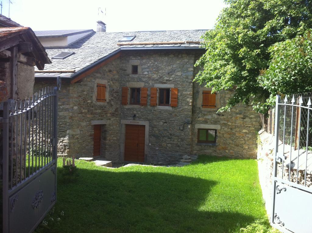 Maison De Caractere En Pierre Cal Batlle Saint-Pierre-dels-Forcats Exterior foto